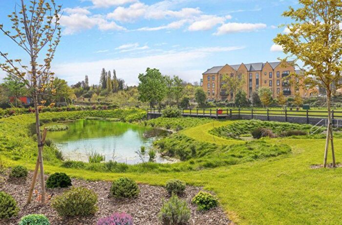 2 Bedroom Flat For Sale In Ebbsfleet Cross, Greenford, Greenhithe, DA9