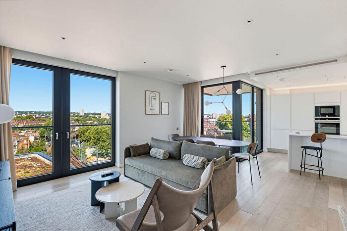 2 Bedroom Flat To Rent In Water Lane, London, NW1