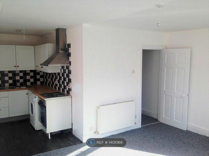 1 Bedroom Flat To Rent In Russian Drive, Liverpool, L13