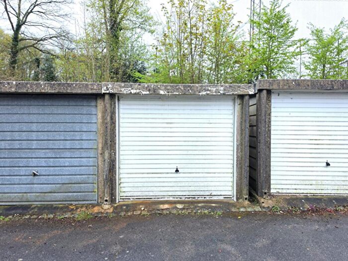 Garage / Parking To Rent In Sydney Road, Haywards Heath, RH16