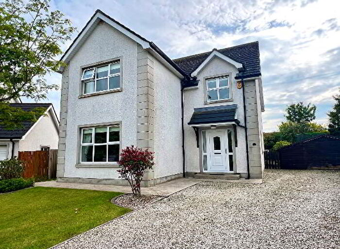 4 Bedroom Detached House For Sale In Dunnalong Manor, Derry, BT82