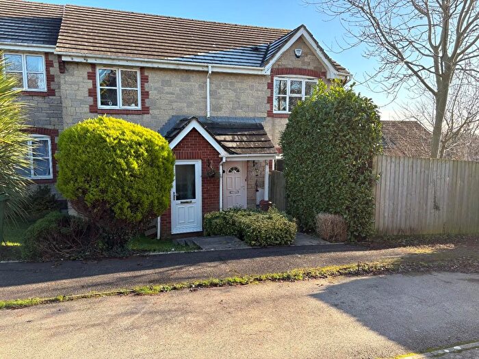 3 Bedroom Property To Rent In Sindercombe Close, Pontprennau, CF23