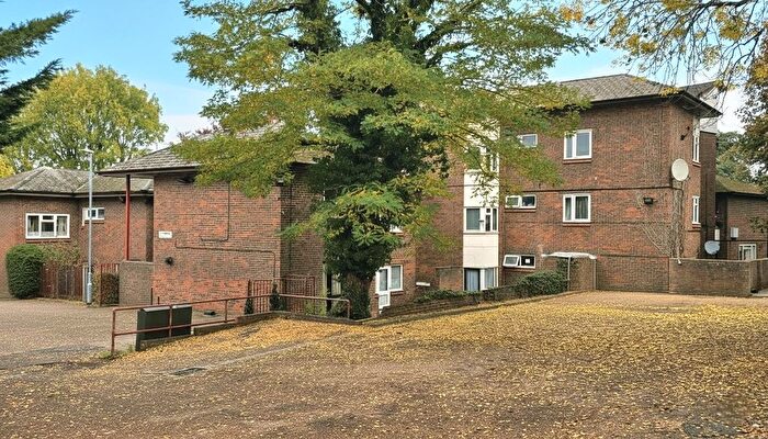 1 Bedroom Flat For Sale In Sutherland Place, Luton, LU1