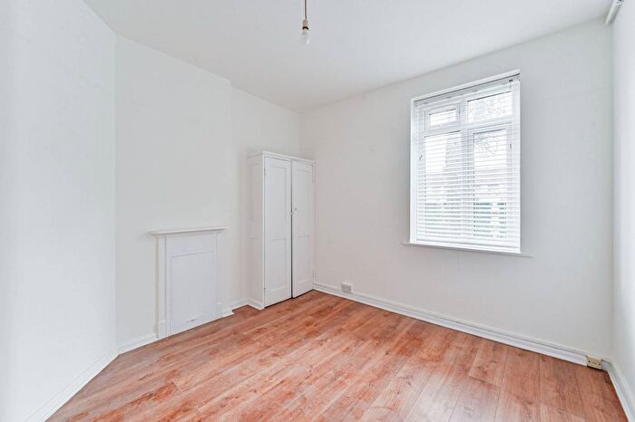 2 Bedroom Flat To Rent In Swallands Road, Catford, London, SE6