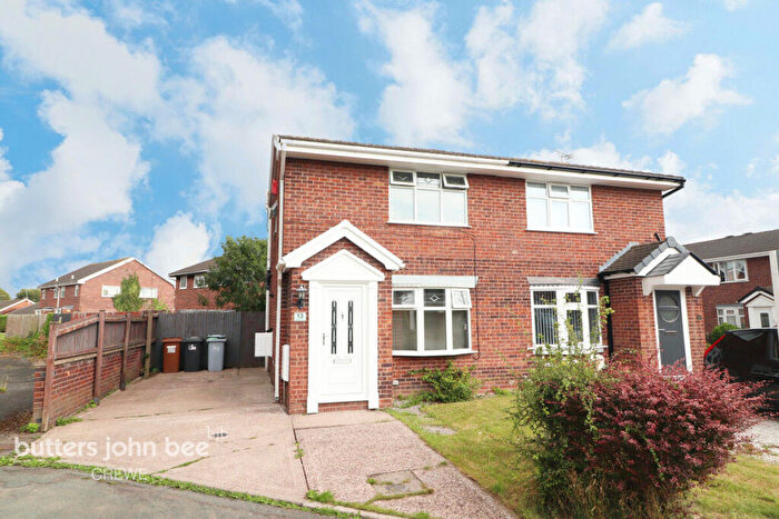 2 Bedroom Semi-Detached House For Sale In Canford Close, Crewe, CW1