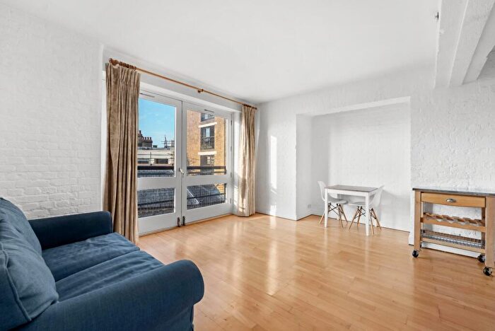 1 Bedroom Flat To Rent In New Crane Place, Wapping, E1W