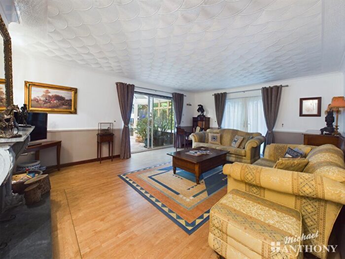5 Bedroom Detached House For Sale In North End Road, Quainton, Aylesbury, HP22