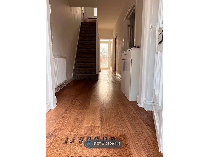 3 Bedroom Terraced House To Rent In Whitchurch Road, Romford, RM3