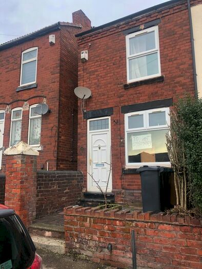 2 Bedroom End Of Terrace House To Rent In Moat Road, Walsall WS2