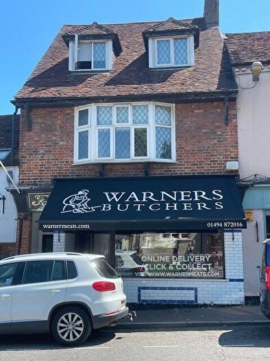 2 Bedroom Apartment To Rent In High Street, Chalfont St Giles, HP8