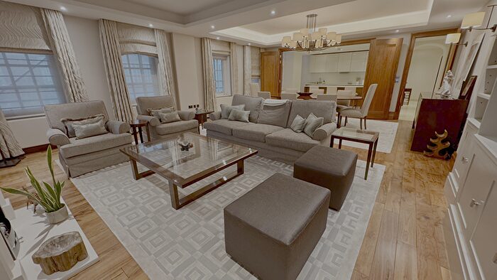 4 Bedroom Flat For Sale In North Audley Street, London, W1K