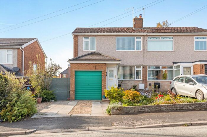 3 Bedroom Semi Detached House For Sale In Hazel Drive, Penyffordd, CH4