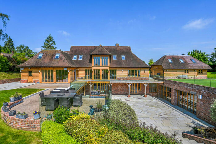 5 Bedroom Equestrian Facility For Sale In Hazel Street, Stockbury, Sittingbourne, Kent, ME9