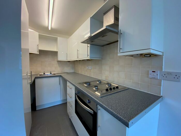 1 Bedroom Flat To Rent In Greenacres Road, Worcester, WR2