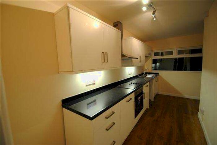 4 Bedroom Semi-Detached House To Rent In Filton Avenue, Horfield, Bristol, BS7