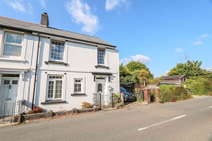 2 Bedroom End Of Terrace House For Sale In Horrabridge, Yelverton, PL20