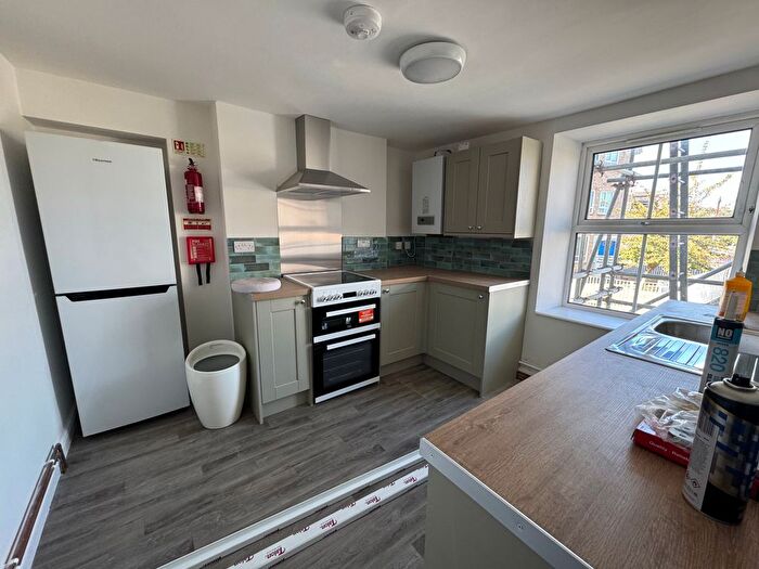 2 Bedroom Flat To Rent In High Street, Bangor, LL57