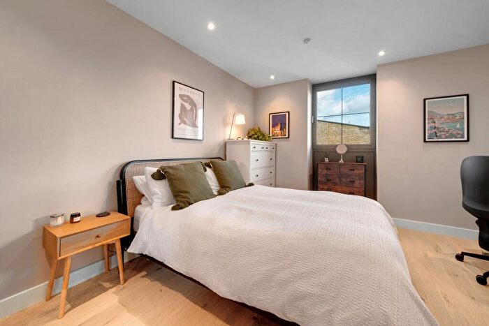 1 Bedroom Flat For Sale In Kettle Yard, Morville Street, London, E3
