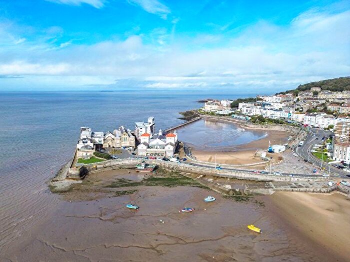 1 Bedroom Flat For Sale In Knightstone Causeway, Weston Super Mare - No Onward Chain, BS23
