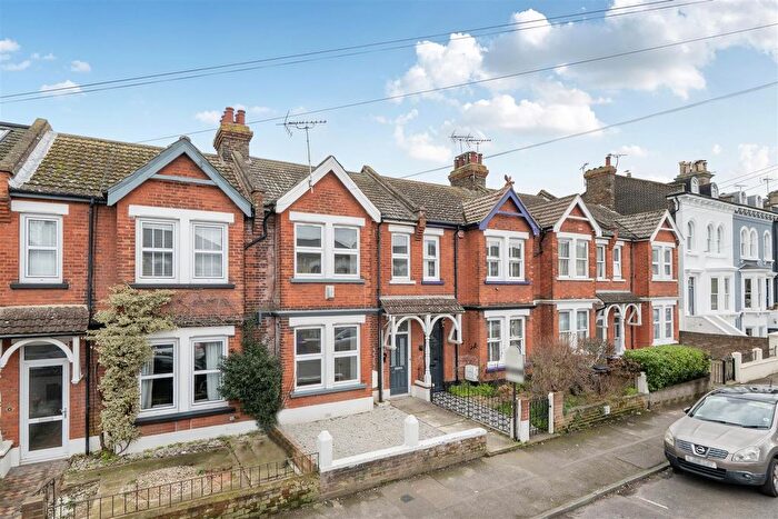 3 Bedroom Terraced House For Sale In Gladstone Road, Broadstairs, CT10