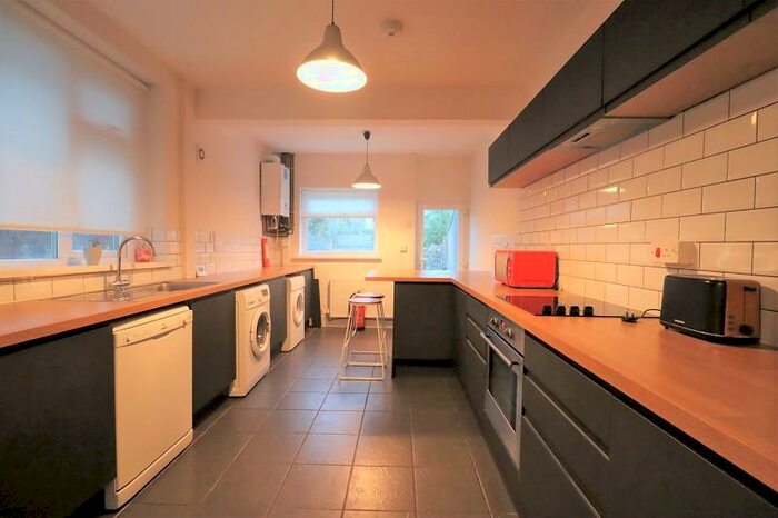 4 Bedroom Terraced House To Rent In Manor Street, Cardiff., CF14