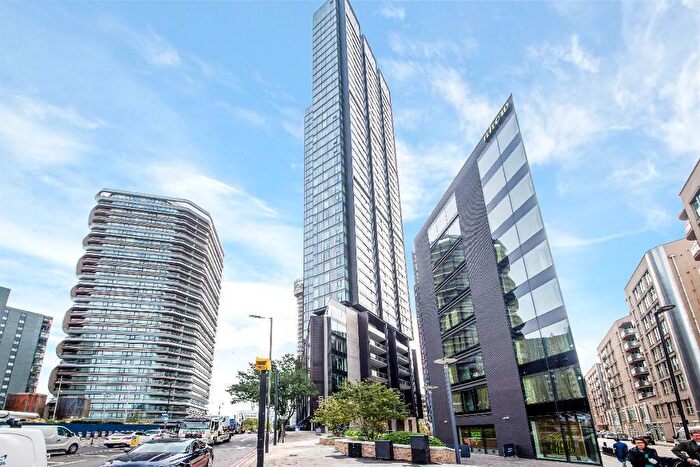 2 Bedroom Apartment To Rent In Bollinder Place, London, EC1V