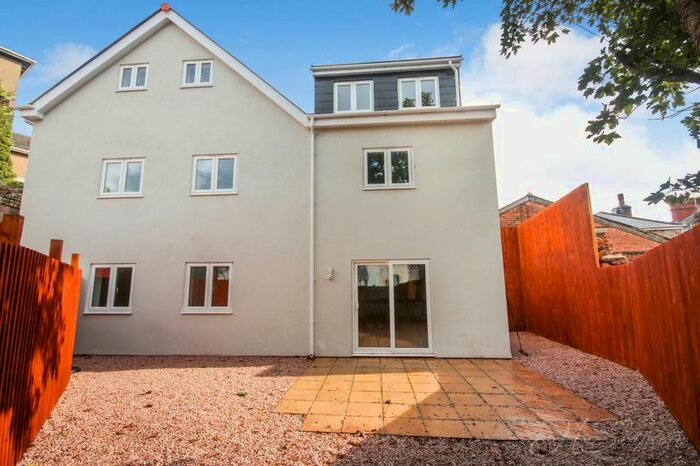 2 Bedroom Flat To Rent In Laburnum Street, Torquay, TQ2