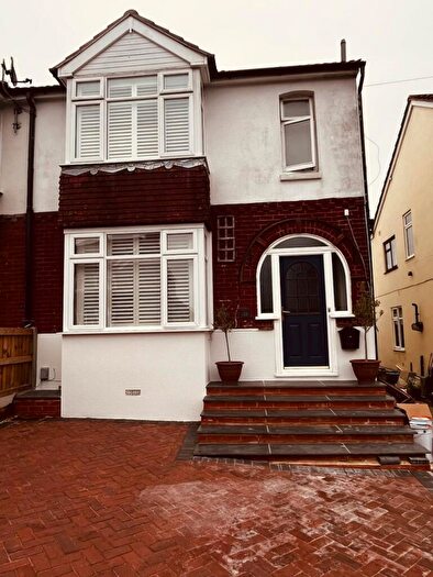 3 Bedroom Flat To Rent In Old Rectory Road, Farlington, Portsmouth, PO6