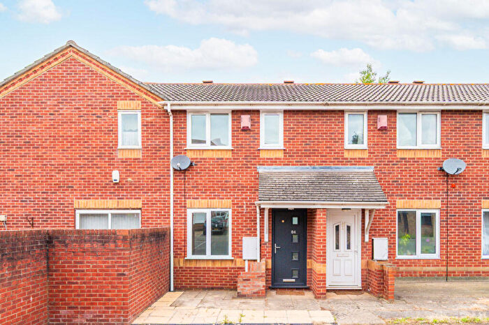 2 Bedroom Terraced House To Rent In Kelvin Gardens, Croydon, CR0