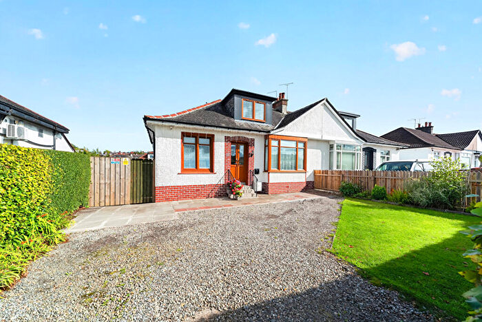 4 Bedroom Bungalow For Sale In Fenwick Road, Giffnock, Lanarkshire, G46