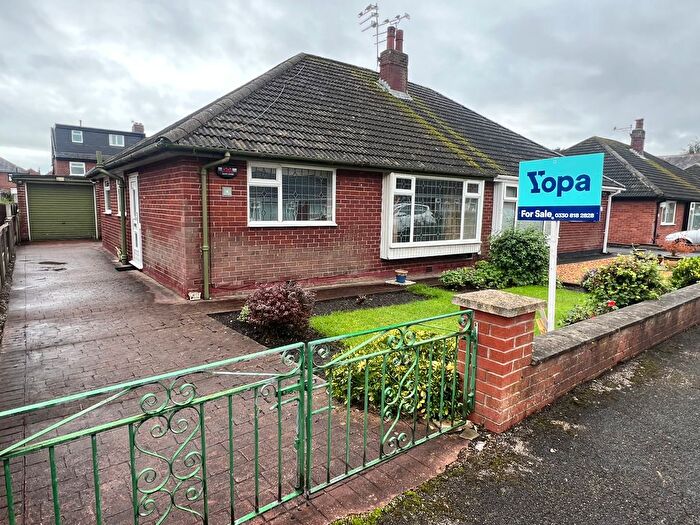 2 Bedroom Semi-detached Bungalow For Sale In Linden Grove, Preston, PR2