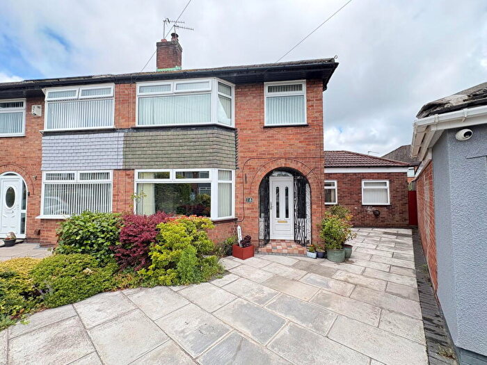 3 Bedroom Semi-Detached House For Sale In Buttermere Close, Maghull, L31