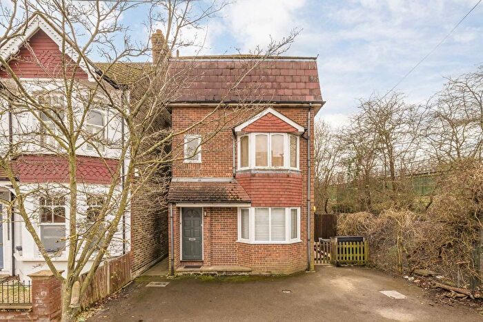 1 Bedroom Flat To Rent In Revelstoke Road, Southfields, SW18