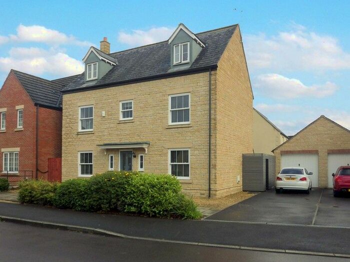 5 Bedroom Detached House To Rent In Phoebe Way, Swindon, Wiltshire, SN25