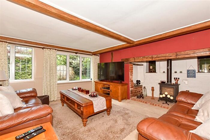 4 Bedroom Detached House For Sale In Ashford Road, Ivychurch, Romney Marsh, Kent, TN29