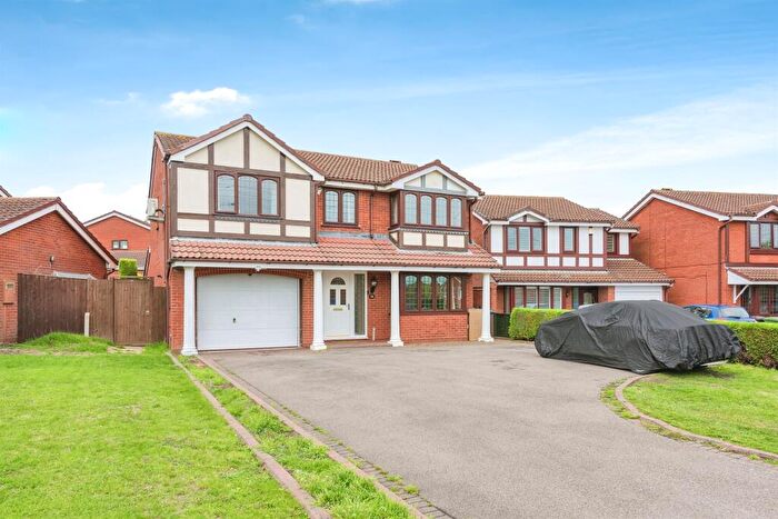 6 Bedroom Detached House For Sale In Tamar Road, Hockley, Tamworth, B77