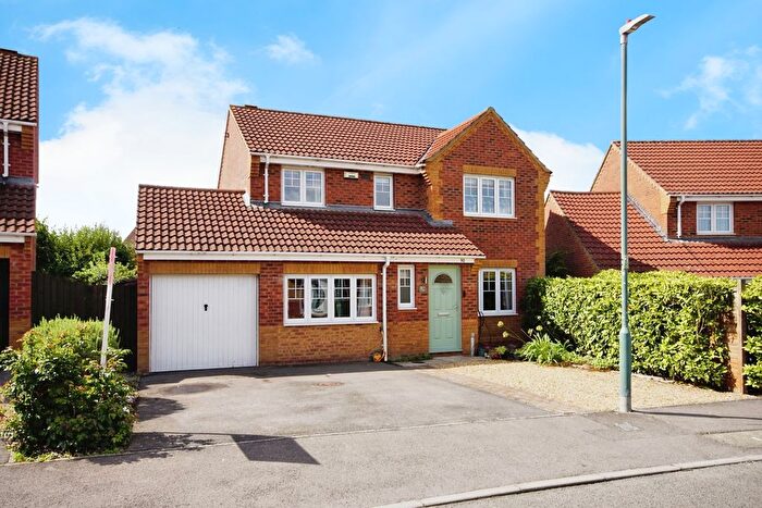 4 Bedroom Detached House For Sale In Guest Avenue, Emersons Green, Bristol, BS16