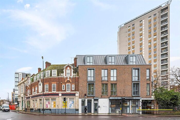 1 Bedroom Property To Rent In Stockwell Road, London, SW9