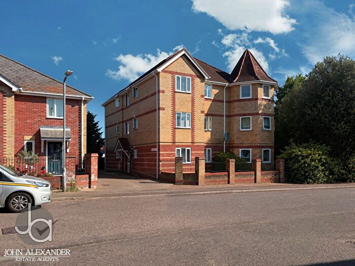 2 Bedroom Flat For Sale In Recreation Road, Colchester, CO1