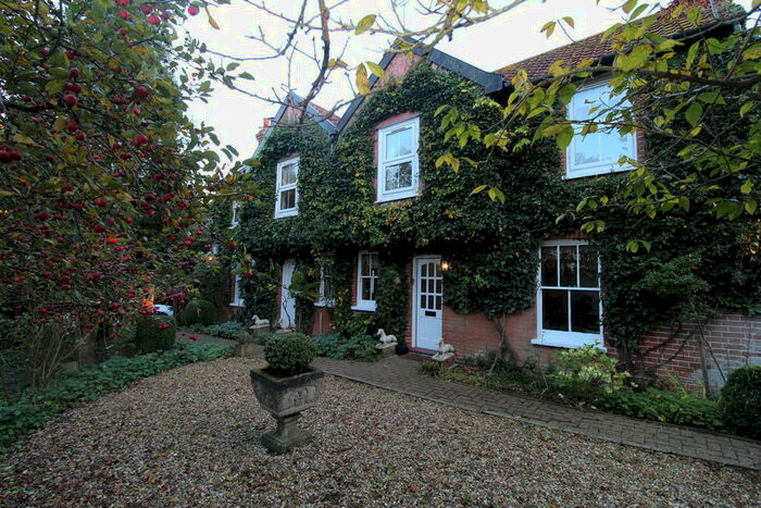 4 Bedroom Detached House To Rent In Otley Bottom, Otley, IP6