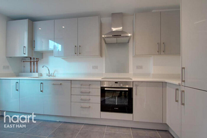 3 Bedroom Terraced House To Rent In Macaulay Road, London, E6