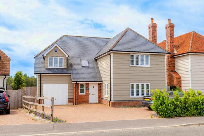 4 Bedroom Detached House For Sale In Bran End, Stebbing, Dunmow, CM6