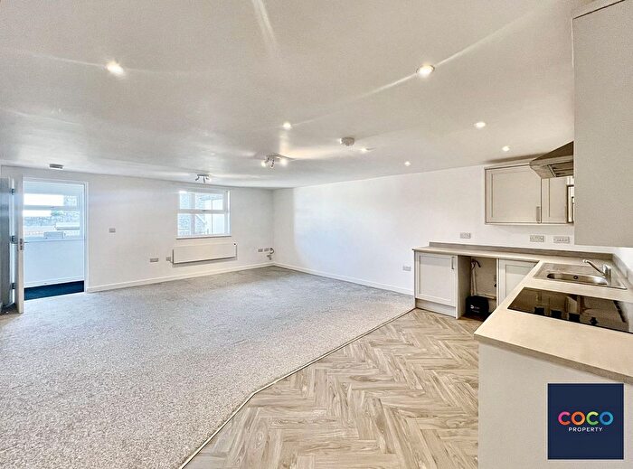 2 Bedroom Flat To Rent In Grove Road, Clifton Court, DT5