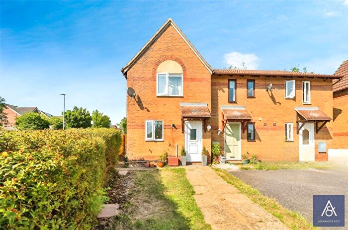 2 Bedroom End Of Terrace House For Sale In Ford Drive, Brackley, Northamptonshire, NN13