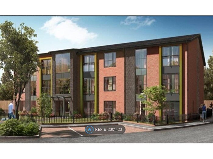 1 Bedroom Flat To Rent In Spinning Gate, Urmston, Manchester, M41