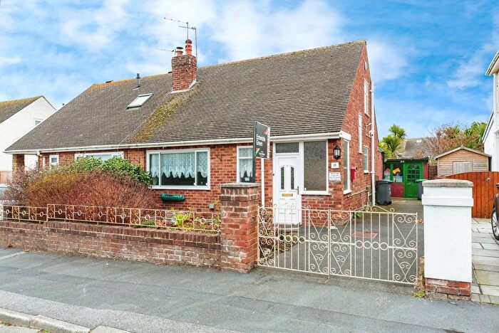 3 Bedroom Bungalow For Sale In Kirkstone Drive, Thornton-Cleveleys, Lancashire, FY5