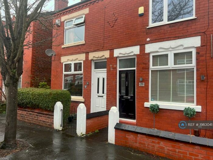 2 Bedroom Semi-Detached House To Rent In Islington Road, Stockport, SK2