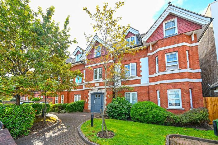 2 Bedroom Flat To Rent In Ewell Road, Surbiton, KT6