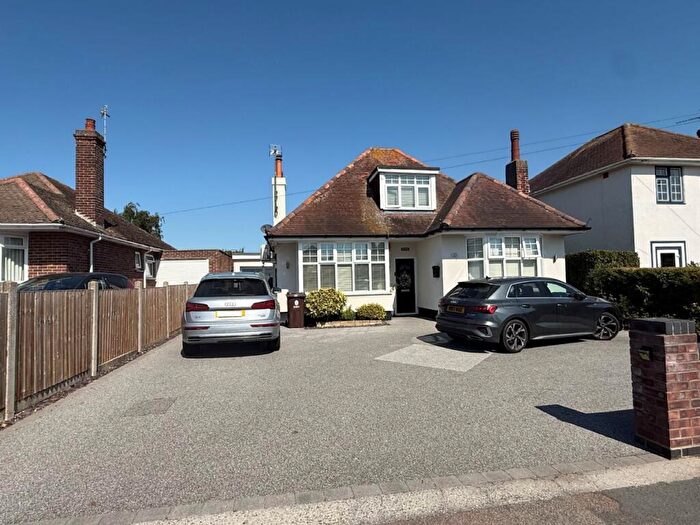 4 Bedroom Detached House For Sale In Walton Road, Frinton-on-sea, CO13