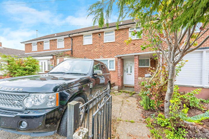 3 Bedroom Terraced House For Sale In Porlock Road, Southampton, SO16